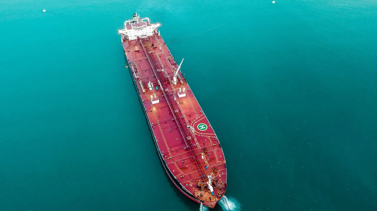 Hormuz Ship Attacks Hit a Record in October 2026: Two Supertankers Mined, Oil Above USD 116, and What It Means for Your November Bookings from China